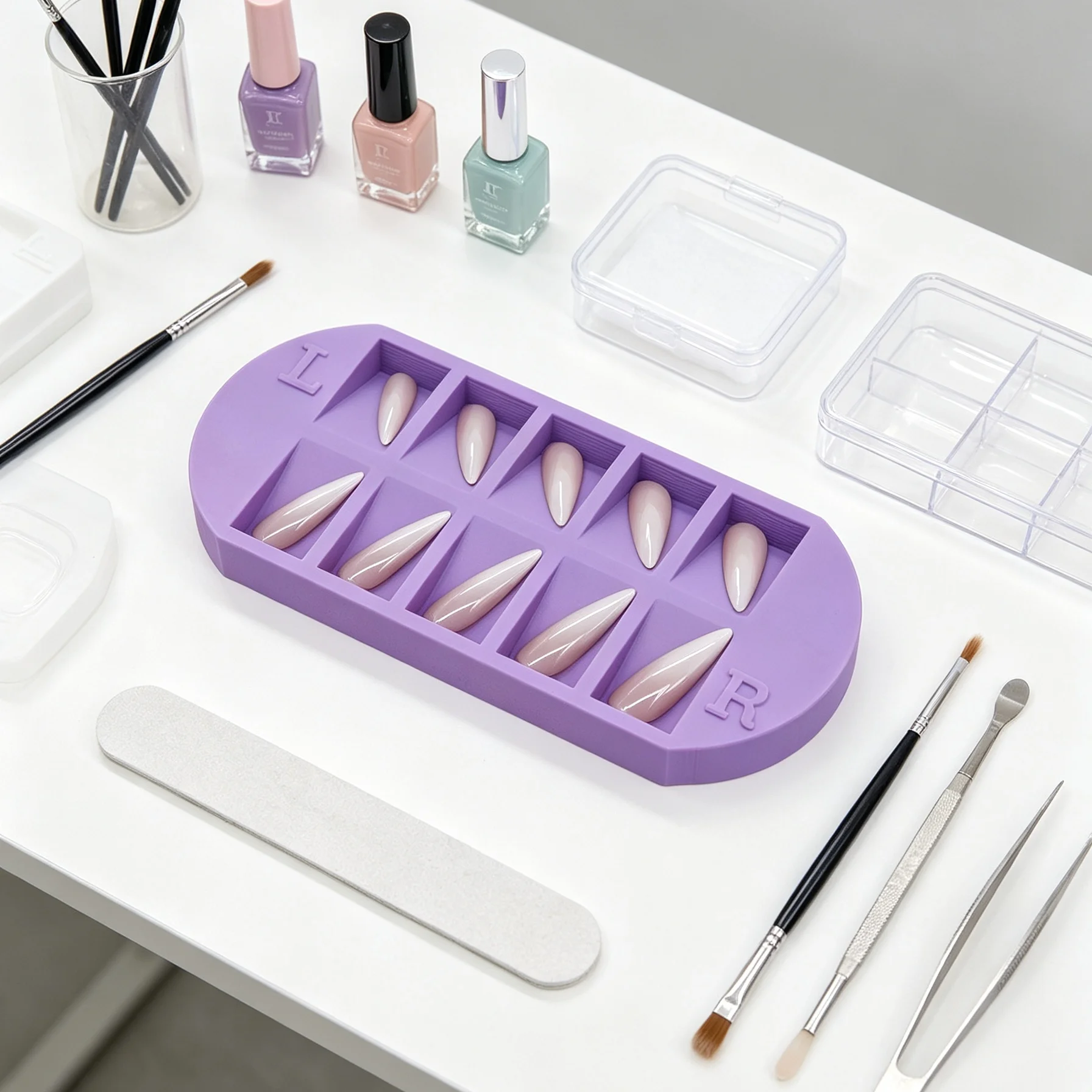 8-Grids Nail Tip Storage Tray  - Nail Art Overlay ulasan dan harga